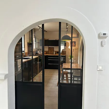 Maison De - St Joseph