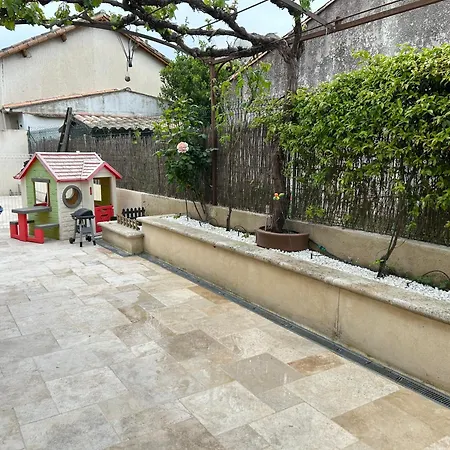 Maison De - St Joseph Holiday home Beaucaire (Gard)
